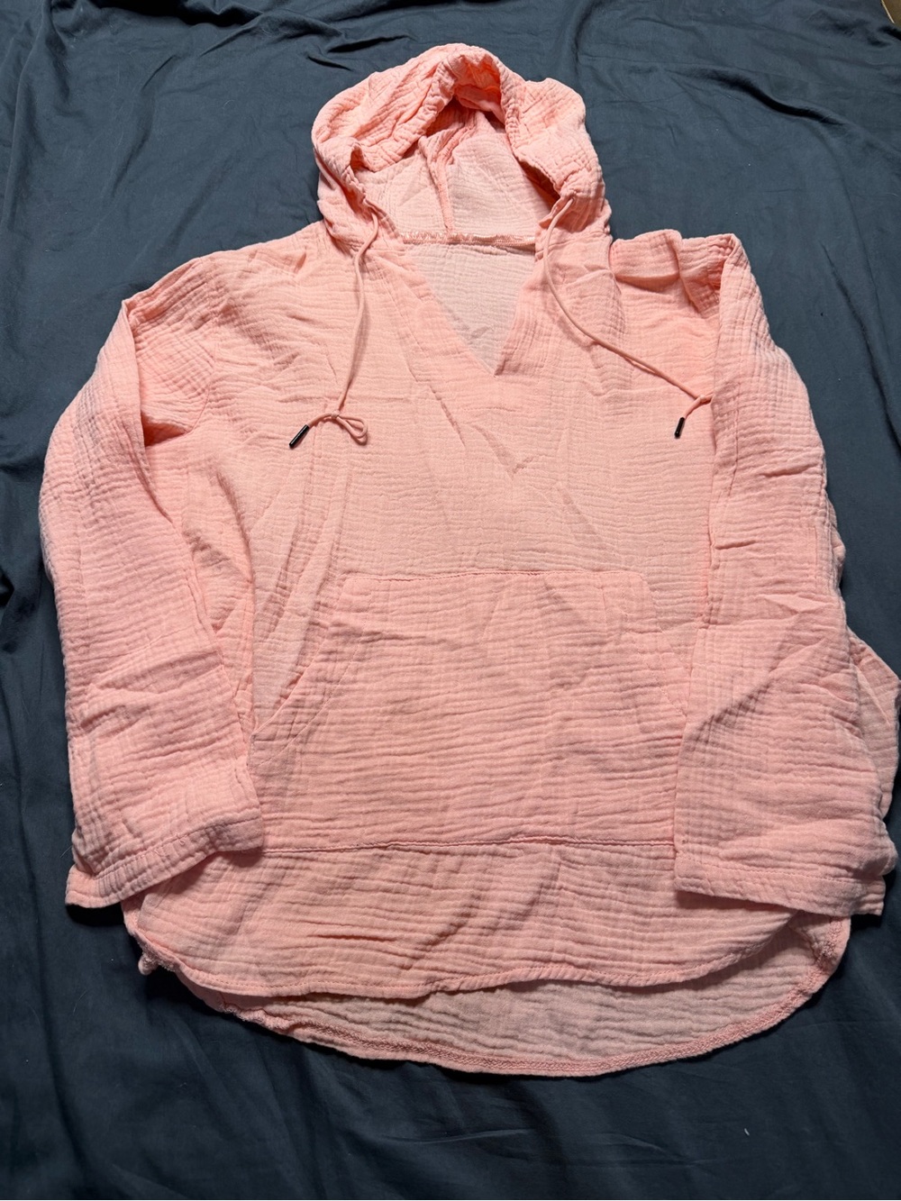 Women’s Lightweight Pink Hooded Pullover Sweatshirt